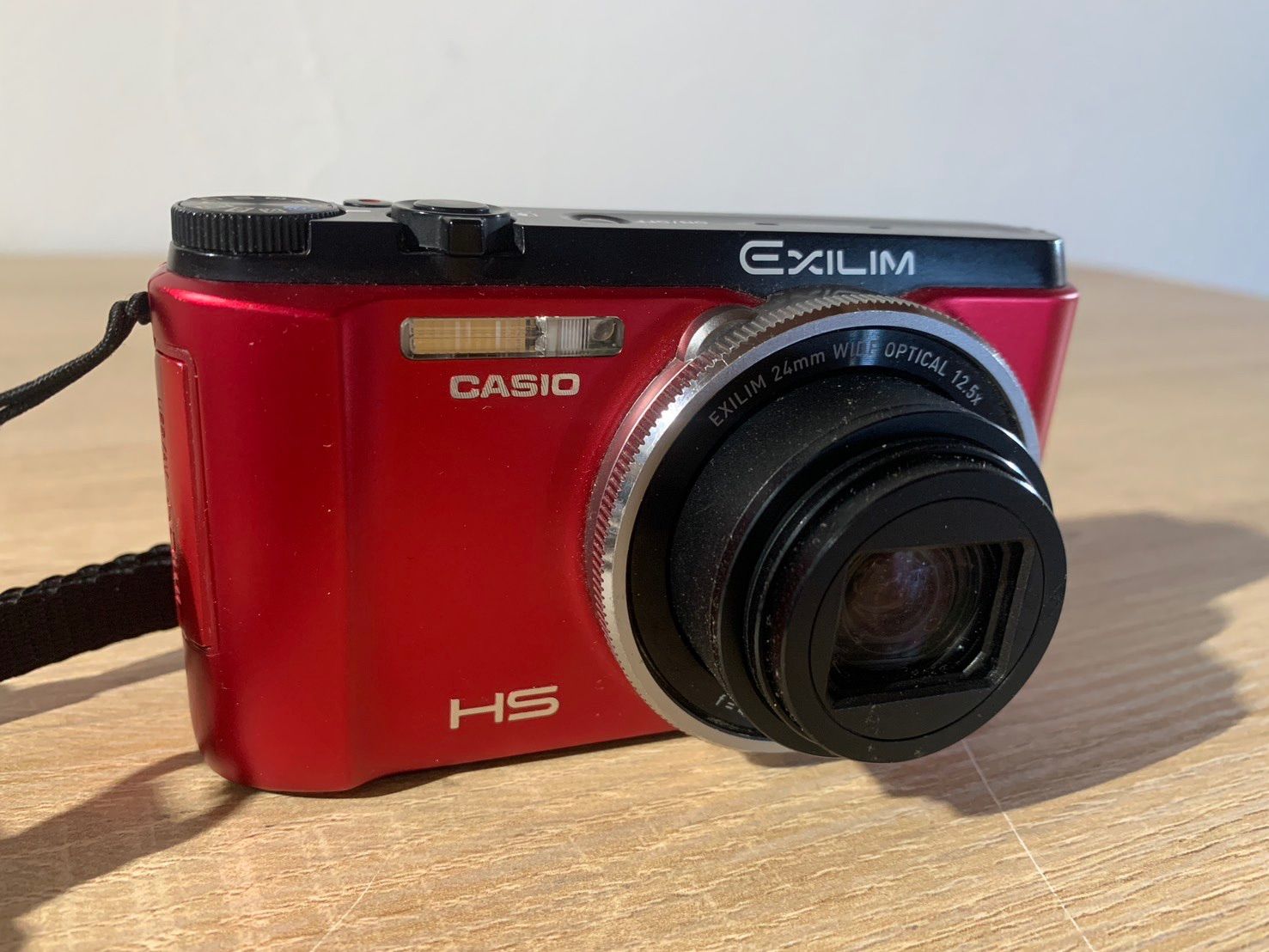 7008 Casio EXILIM EX-ZR1000 レッド デジカメ 【公式通販】
