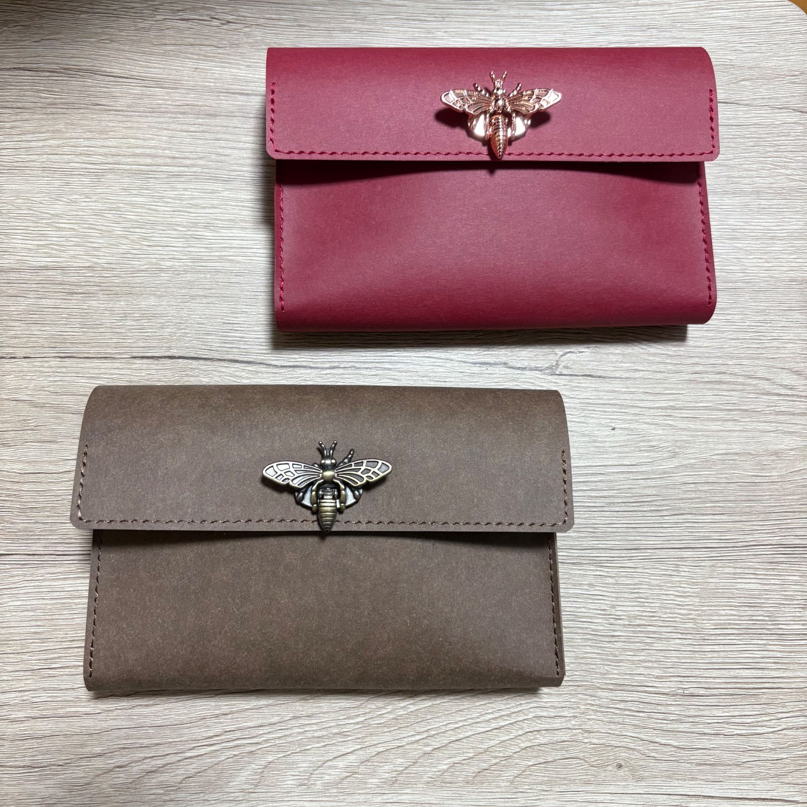 コラージュ素材収納ポーチ 蜂金具 - メルカリ