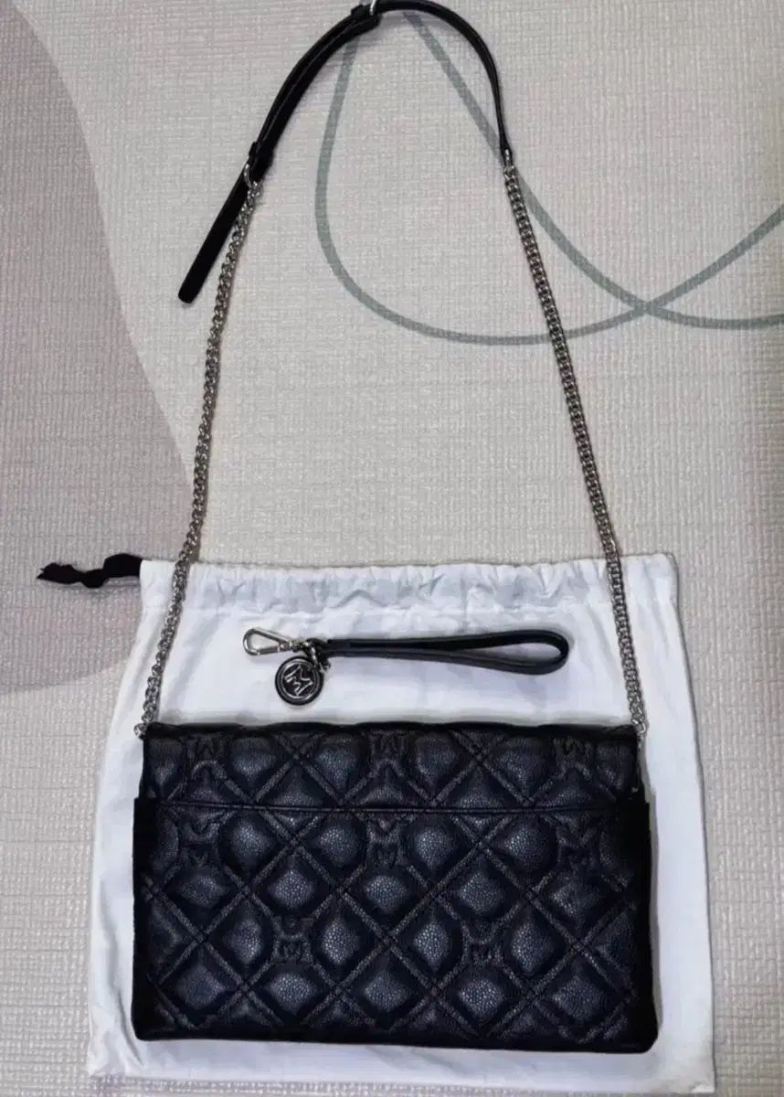 METROCITY メトロシティ クロス クラッチバッグ