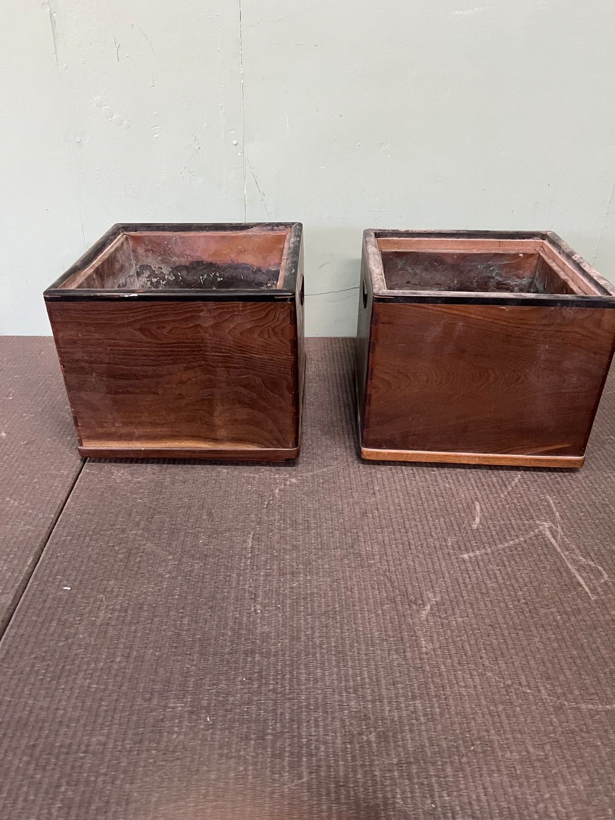 昭和レトロ　木製箱火鉢2個セット 昭和レトロ 木製箱火鉢2個セット 昭和レトロ 木製箱火鉢2個セット