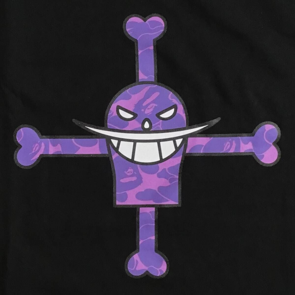 ☆美品☆ ワンピース × BAPE CAMO 白ひげ海賊団 フラッグ Tシャツ L