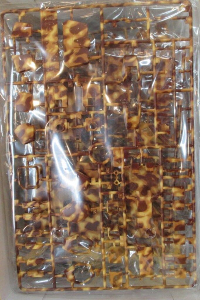 バンダイ MG ガンダム08小隊 陸戦型ガンダム砂漠用B 茶小迷彩 C 3 1 100