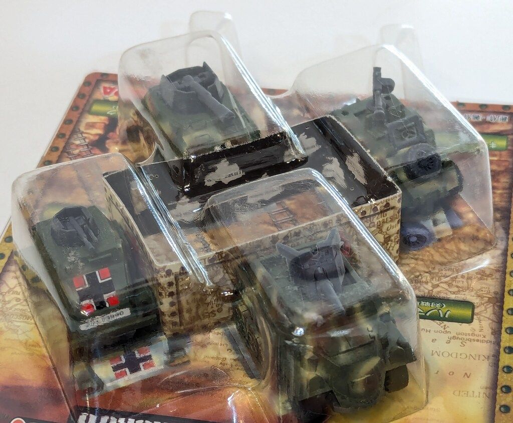 タカラ コンバットチョロQ ドイツビークル・F/虎の穴 CCQ-11 - メルカリ