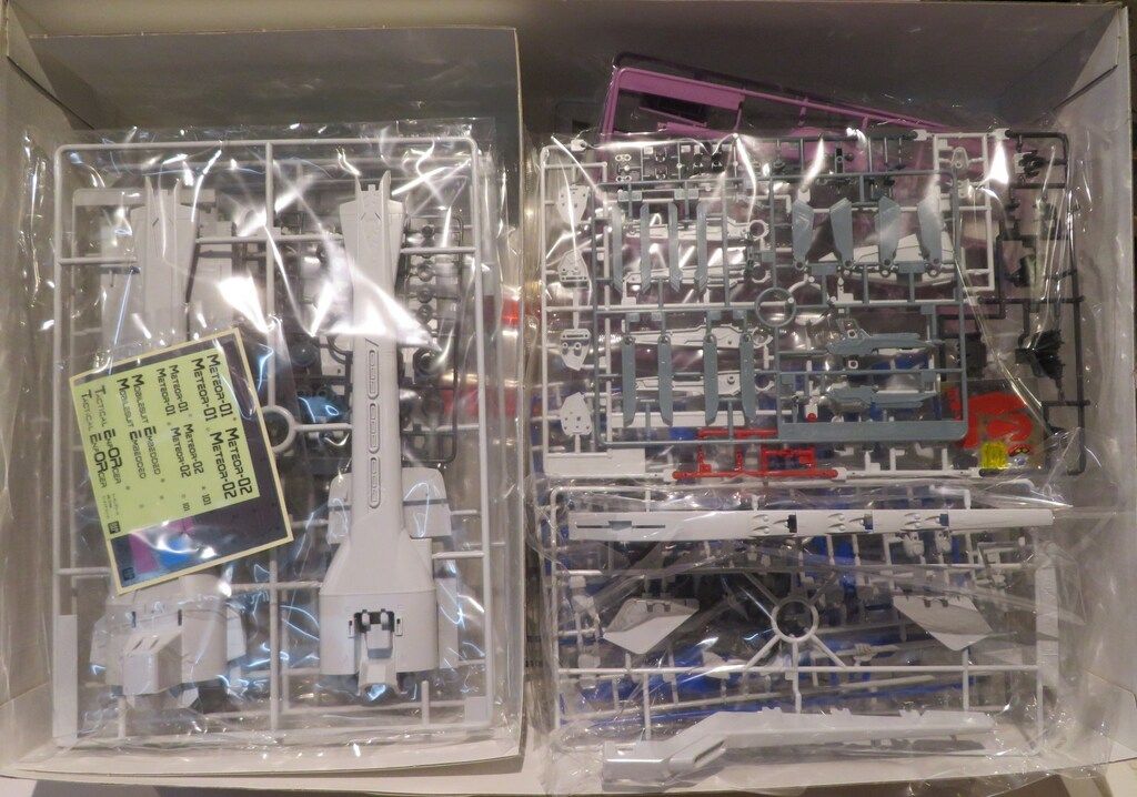 バンダイ HG ガンダムSEED ミーティアユニット フリーダムガンダム 1 144