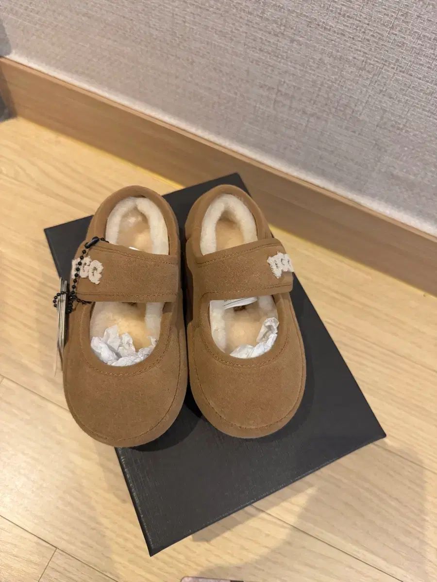 アグ キッズ メリージェーン チェスナット 145 mm