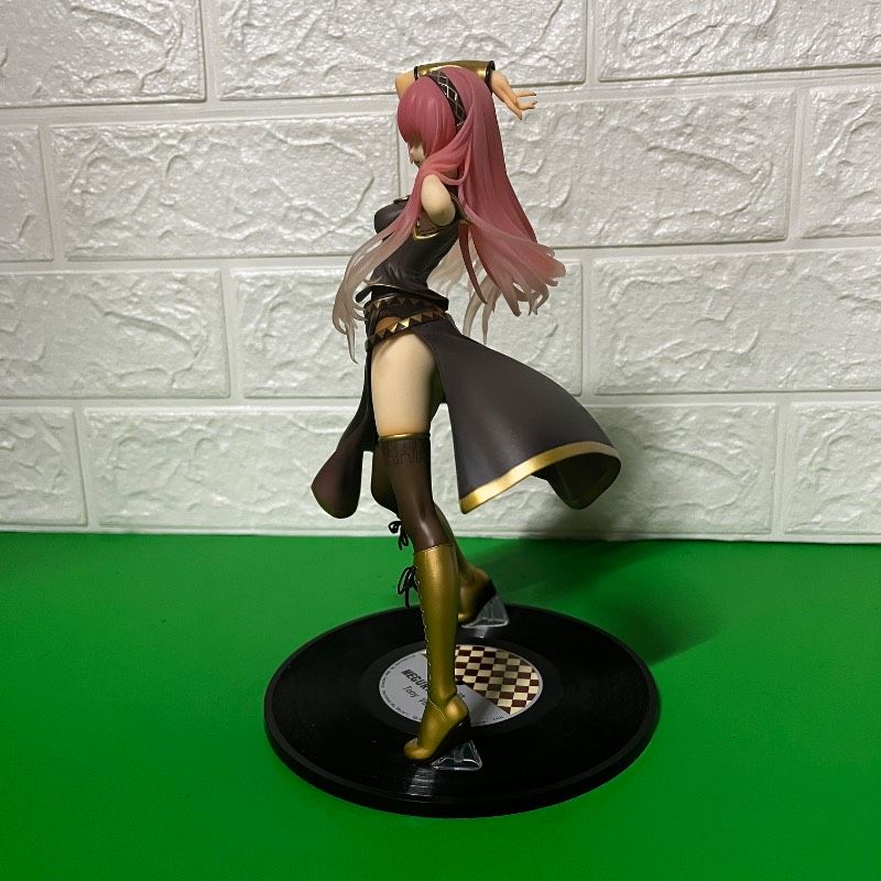 OneMall provides Mercari products: 巡音ルカ TONYver MEGURINE LUKA