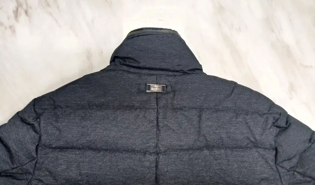 コレツィオーニ ダウン