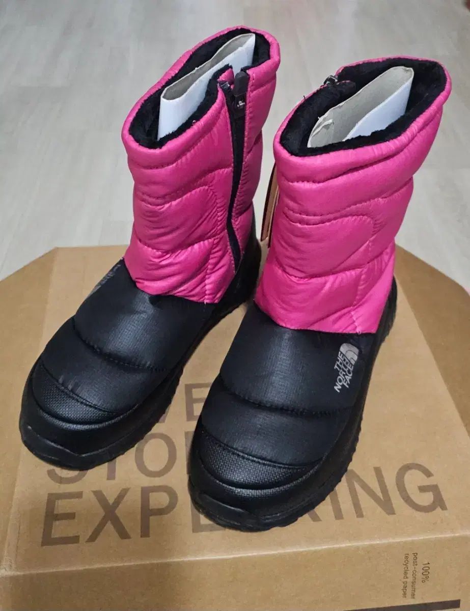 THE NORTH FACE ザノースフェイス キッズ ピンク スノウ 防寒 ブーツ 220