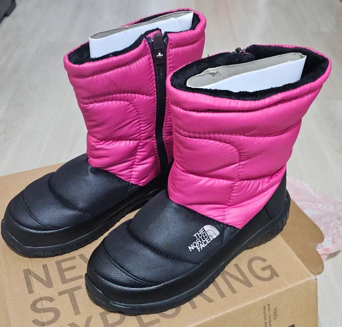 THE NORTH FACE ザノースフェイス キッズ ピンク スノウ 防寒 ブーツ 220