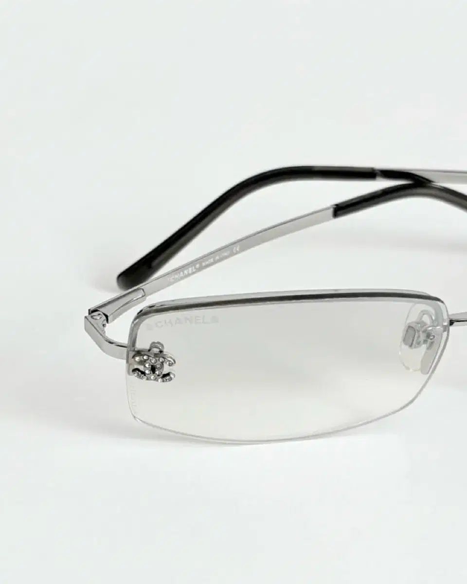 シャネル キュービック ロゴ メガネ サングラス