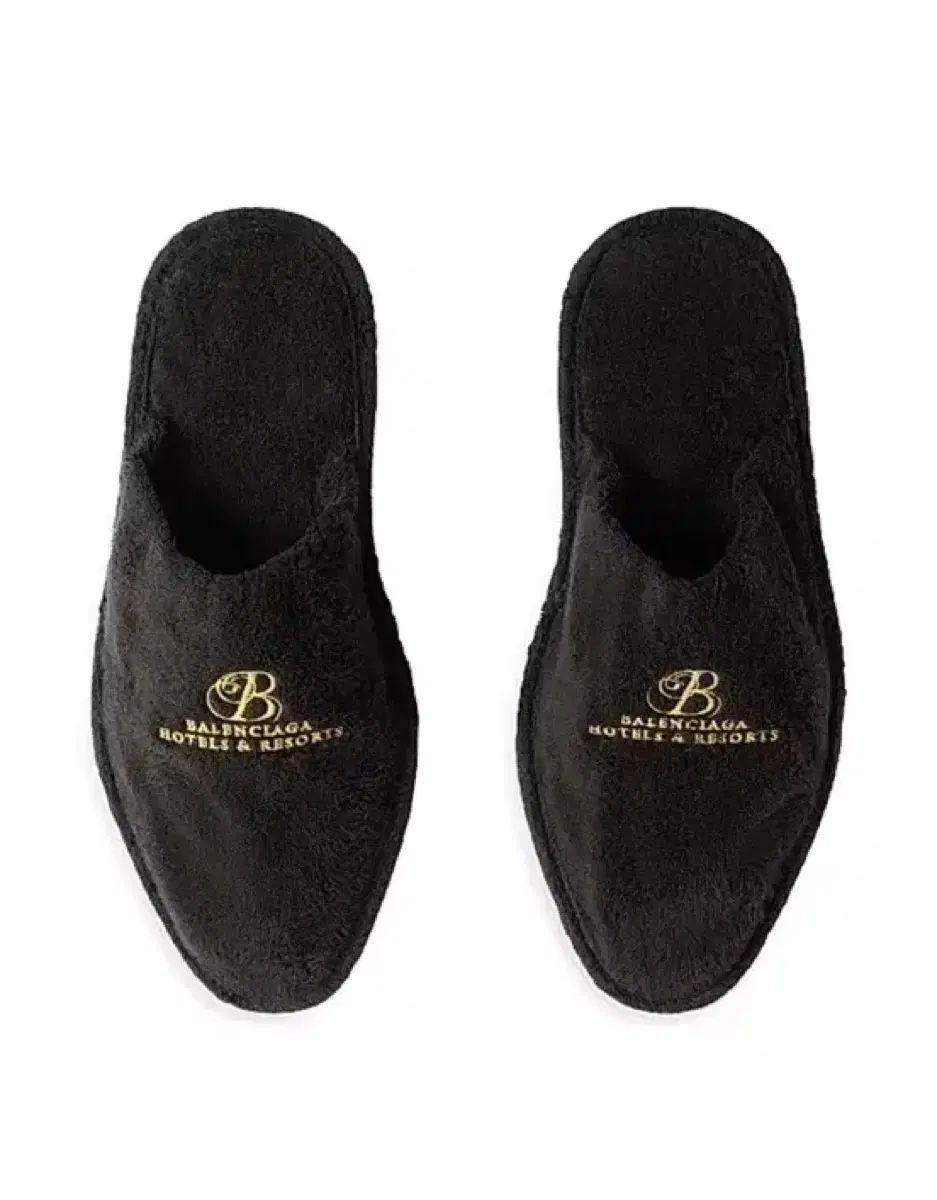 41 バレンシアガ Fall 24 ホテル リゾート ミュール