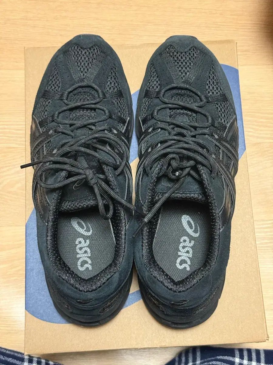 アシックス ゲルソノマ