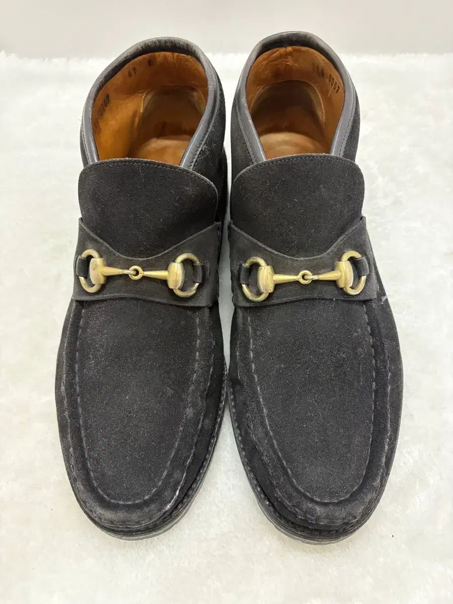 グッチ ブラック スウェード ローファー ブーツ