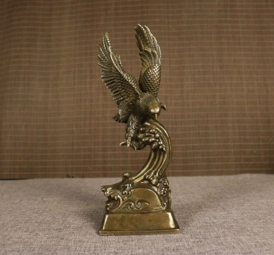 銅器 鷹 応接間 玄関 茶室 事務机 書斎 装飾品 工芸品 置物 - メルカリ