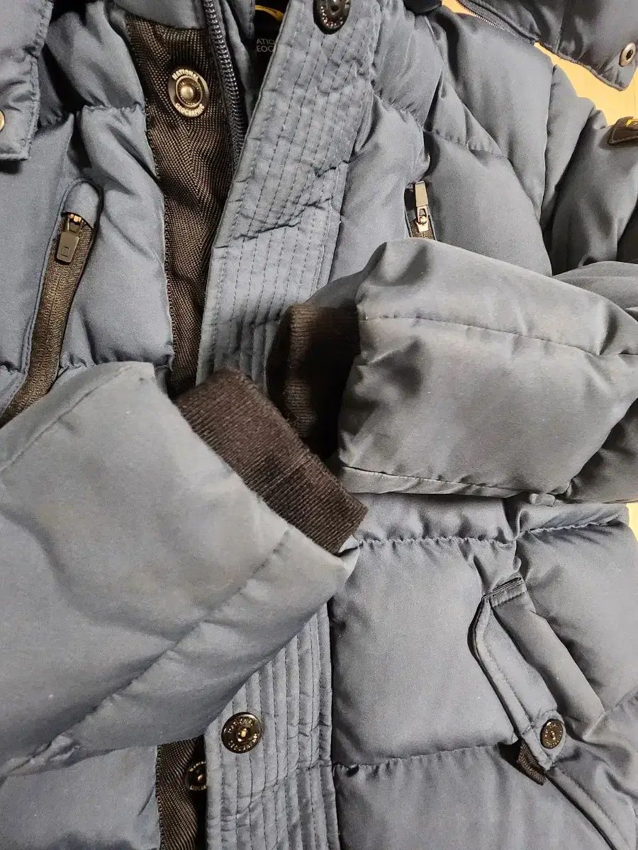 ロングダウンジャケット