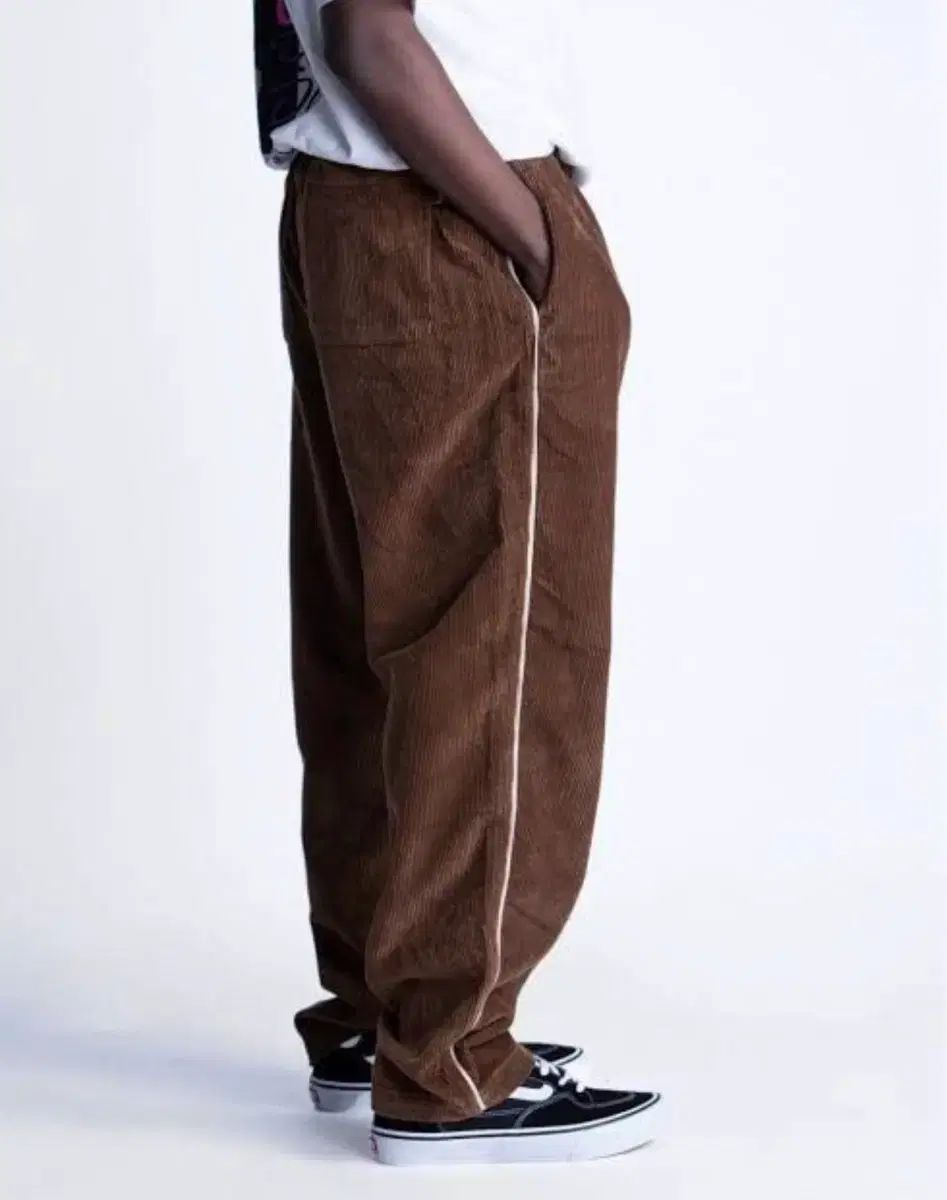 STUSSY コーデュロイ パンツ