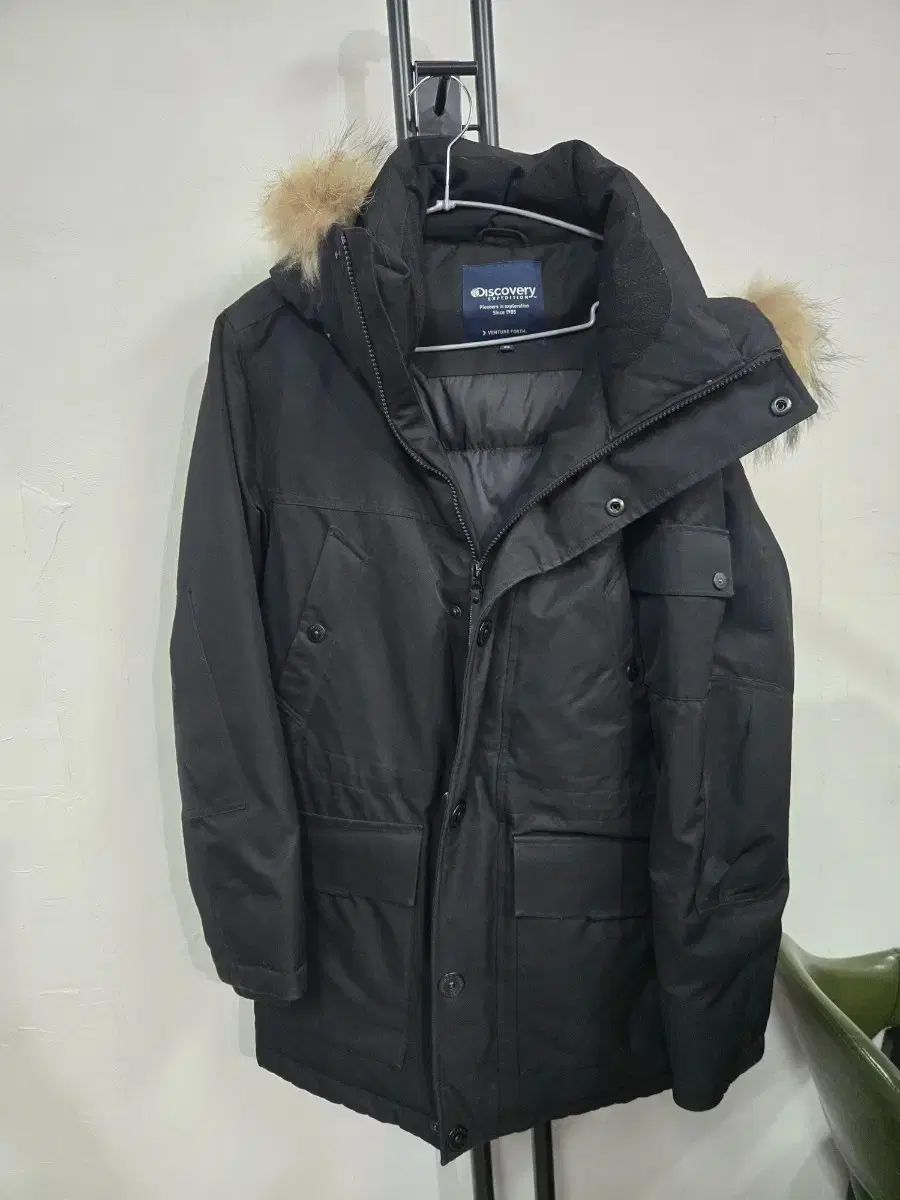DISCOVERY ブラック ダウン アウター