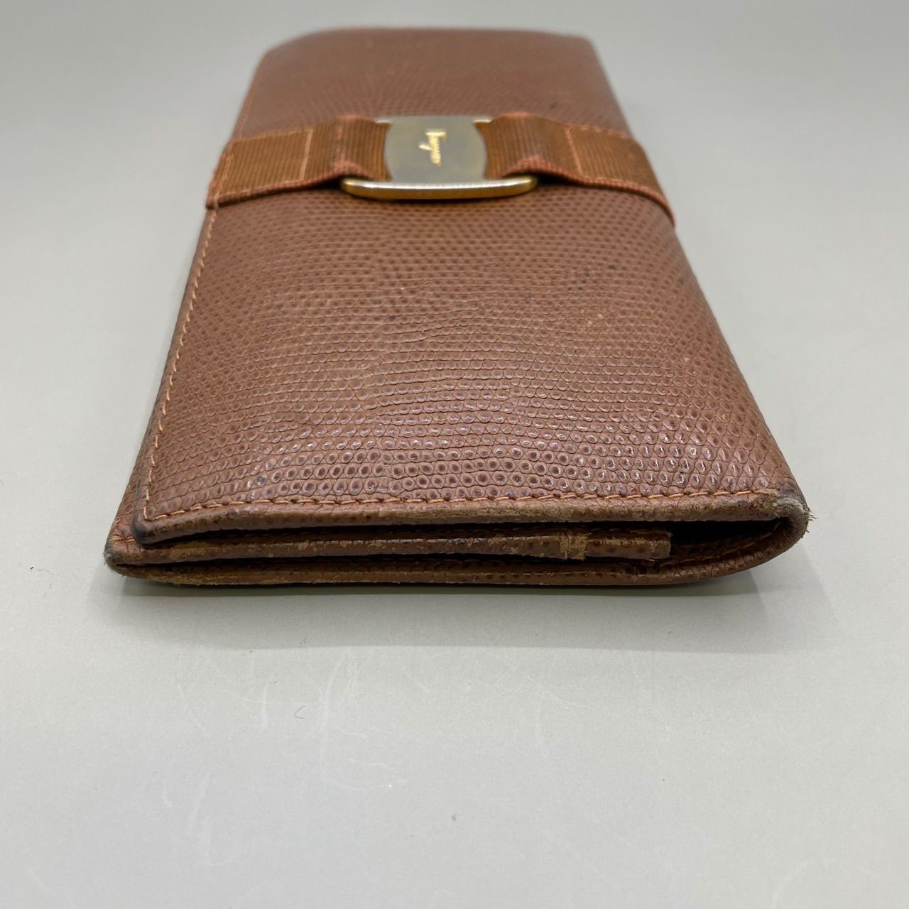 良品 Salvatore Ferragamo サルヴァトーレフェラガモ 長財布 ロング