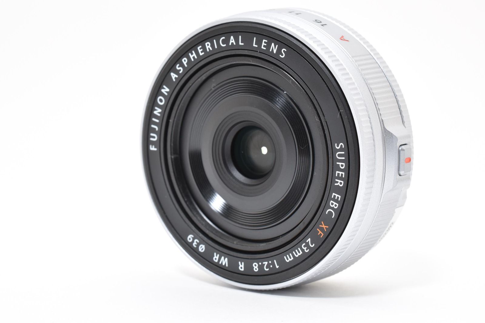 級 富士フイルム XF 23 mm F 2 8 R WR シルバー LL 484 6213