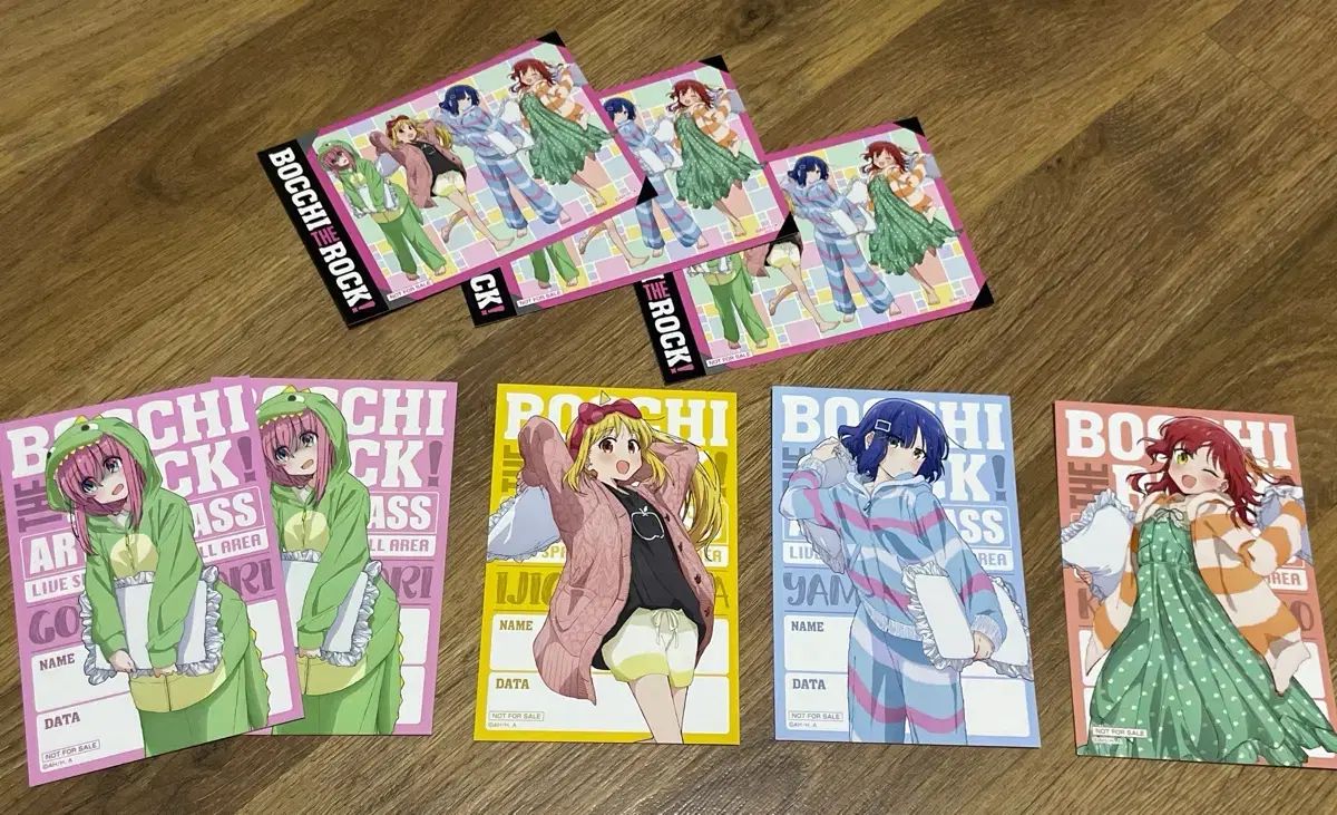 ぼっち ざ ろっく 結束バンド パジャマ イラスト 日本現地 特典 はがき ブロマイド まとめ