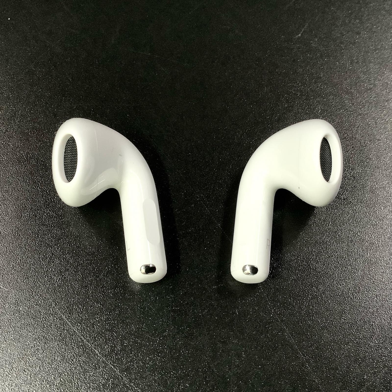 Apple AirPods 4 ANC