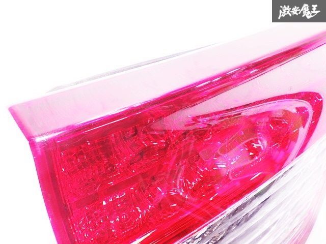 トヨタ 純正ACR50W ACR55W 50 エスティマ中期LED テールライト ☆LED点灯OK☆ トヨタ 純正 ACR50W ACR55W 50 エスティマ 中期 LED