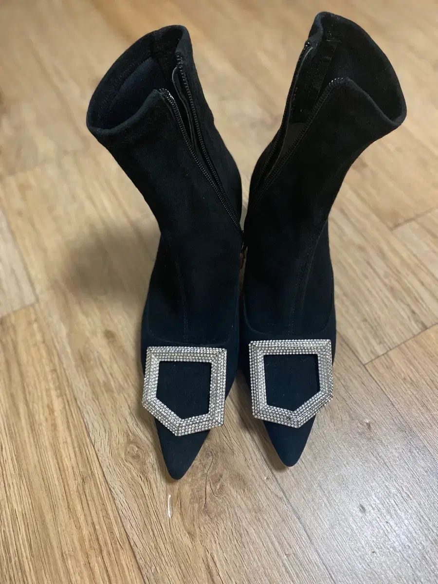 シューコンマボニー アンクルブーツ