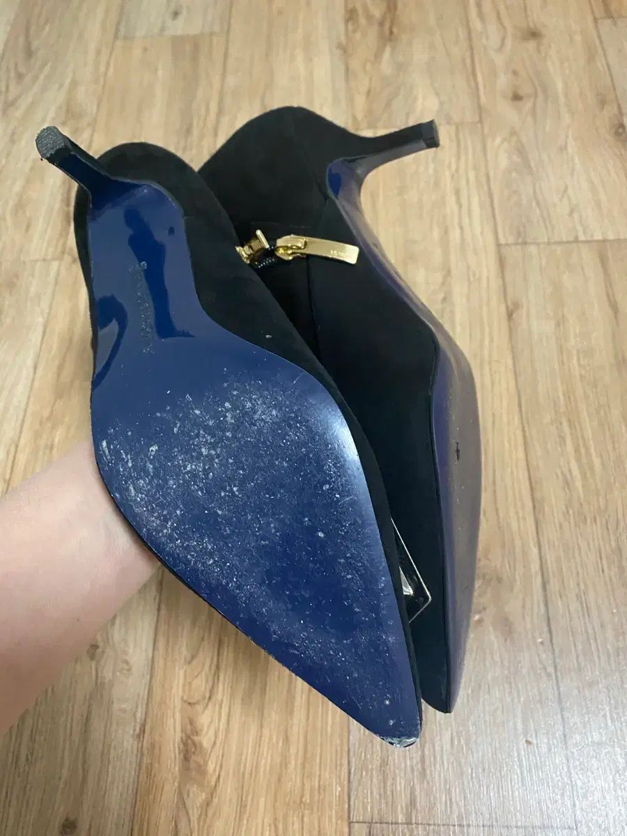 シューコンマボニー