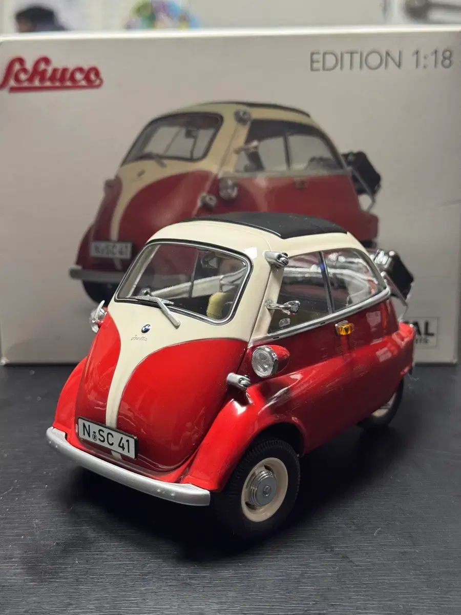 1 18 シューコ Schuco BMW イセッタ