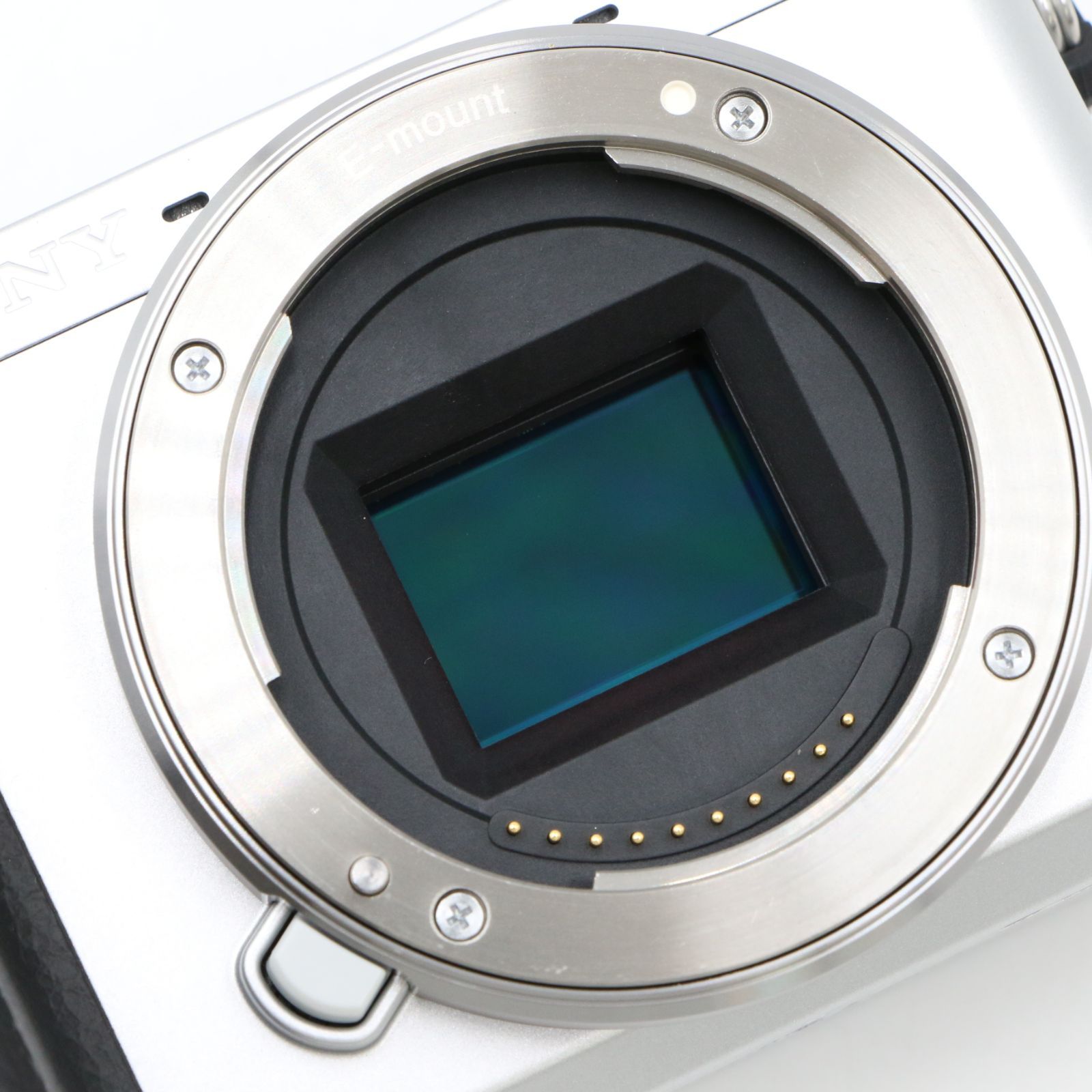  上品 SONY ソニー ILCE 6400 Silver ショット数138 枚! デジタルカメラ カメラ