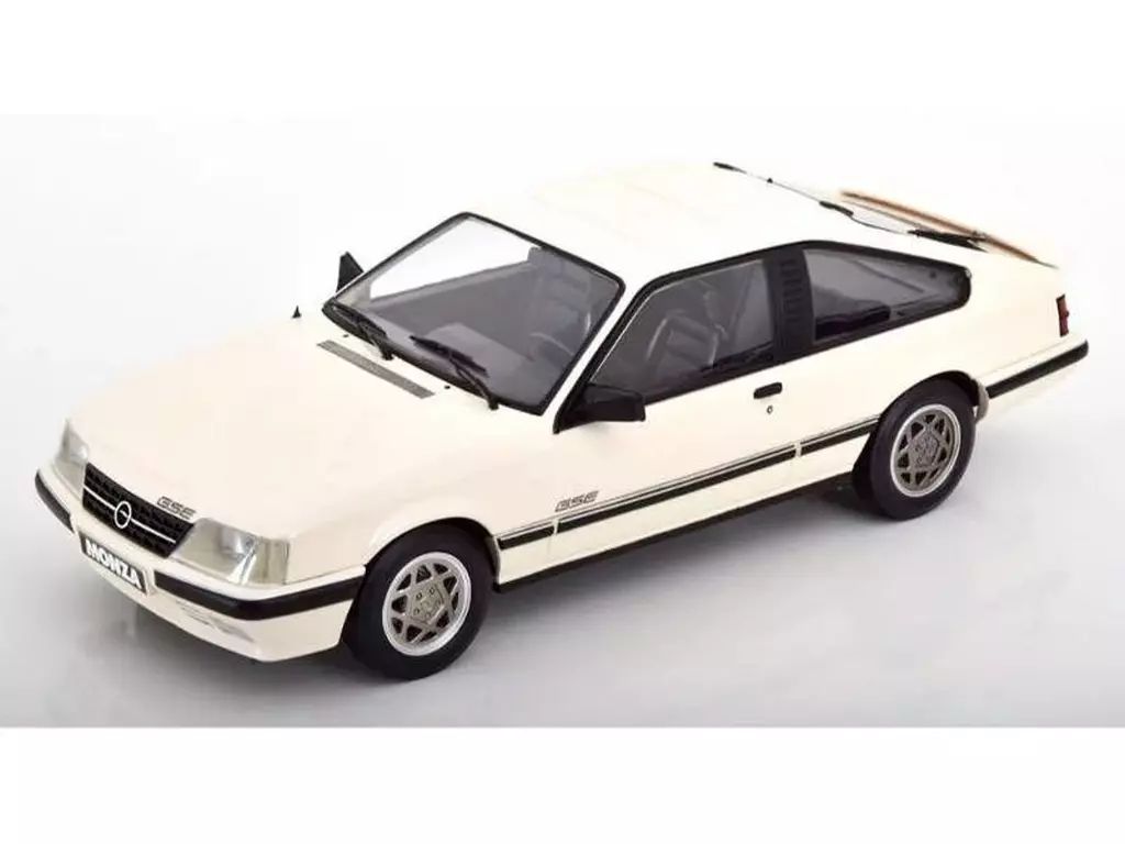 ミニカー 1 18 オペル Monza GSE 1984 ホワイト 特注品 183642