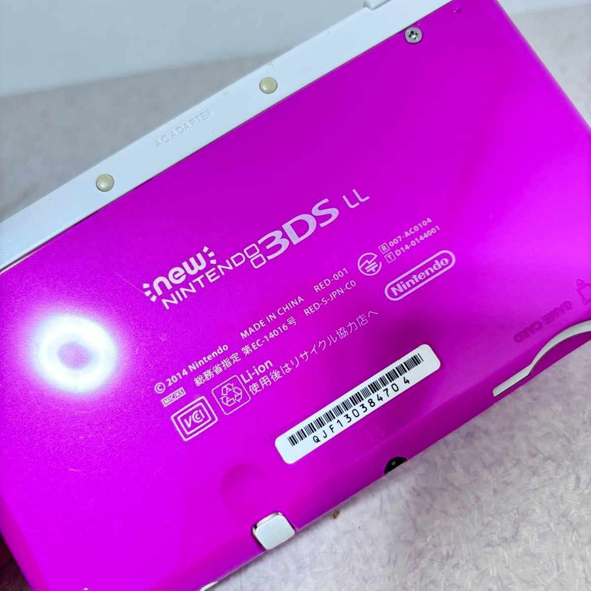 ピンク ホワイト