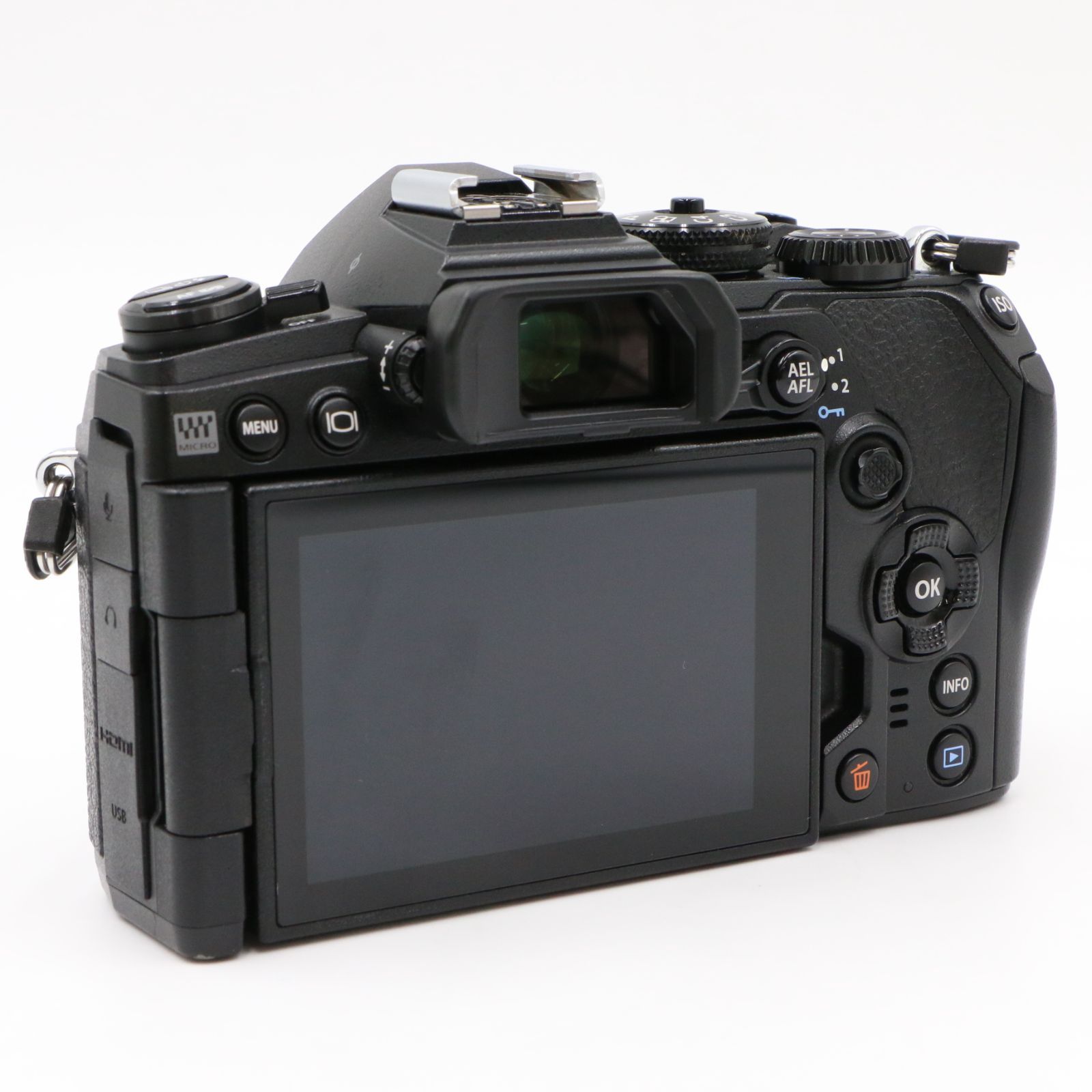  上品 OLYMPUS オリンパス OM D E M 1 MarkIII ショット数6 ! デジタルカメラ カメラ