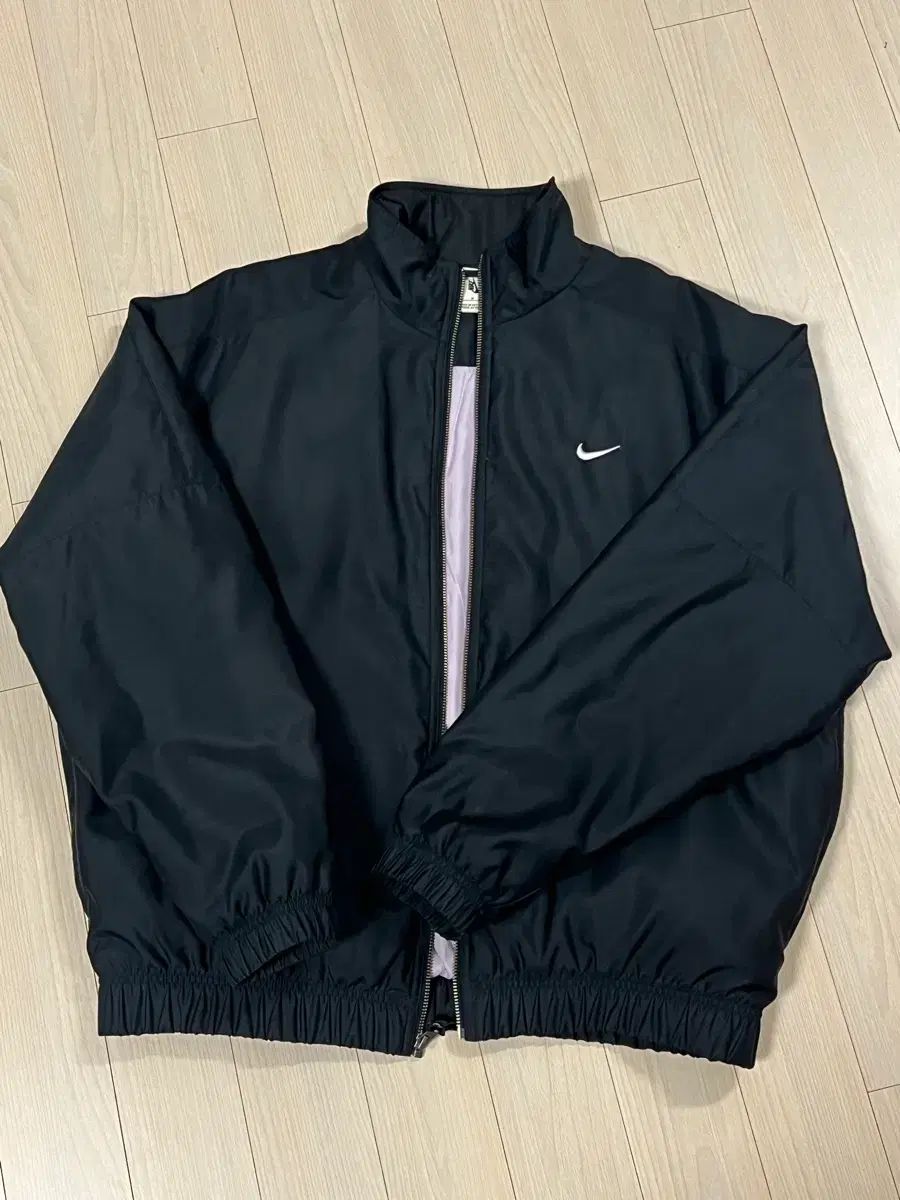 NIKE ナイキ NRG ソロ スウッシュ サテン ブルゾン ジャケット ブラック ドール mサイズ