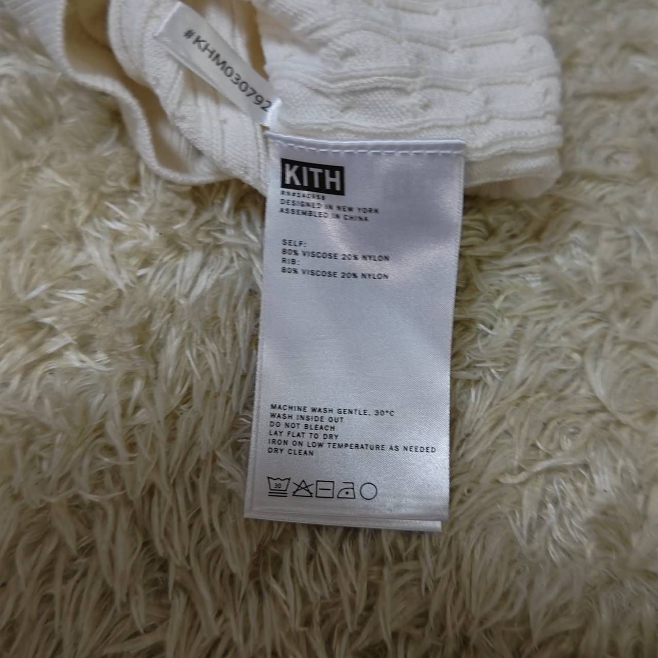 キス ニューヨークシティ KITH NYC To The World Cable Crewneck