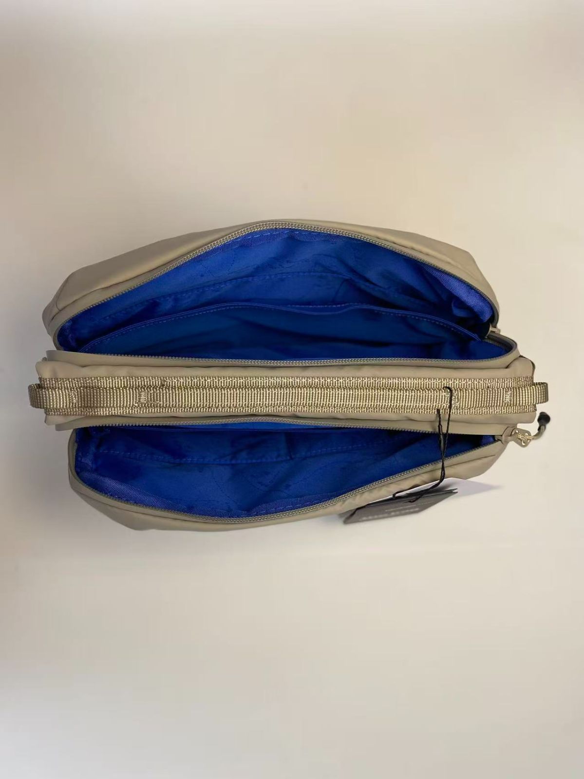 Topologie Bottle Sacoche Large（ボトルサコッシュ ラージ）ベージュ