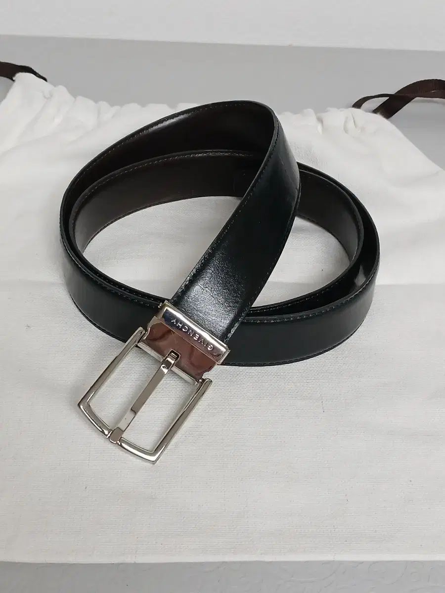 ジバンシィ メンズ ベルト ブラック ブラウン リバーシブル