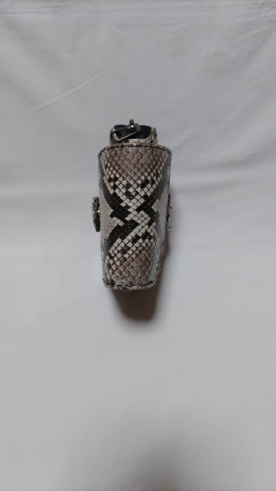 ダイヤモンド•パイソン ラウンドタイプ 2つ折財布