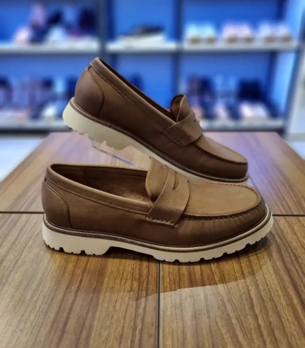 コールハーン ペニーローファー