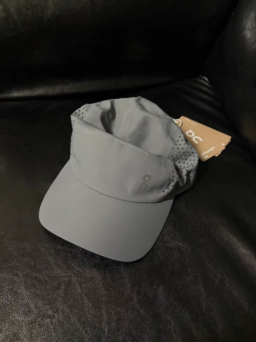 オンランニング ライトウェイト キャップ ROCK