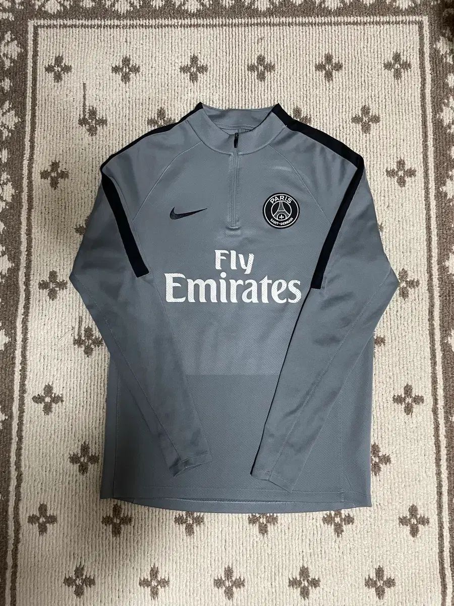 NIKE パリ サンジェルマンFC トレーナー トップス