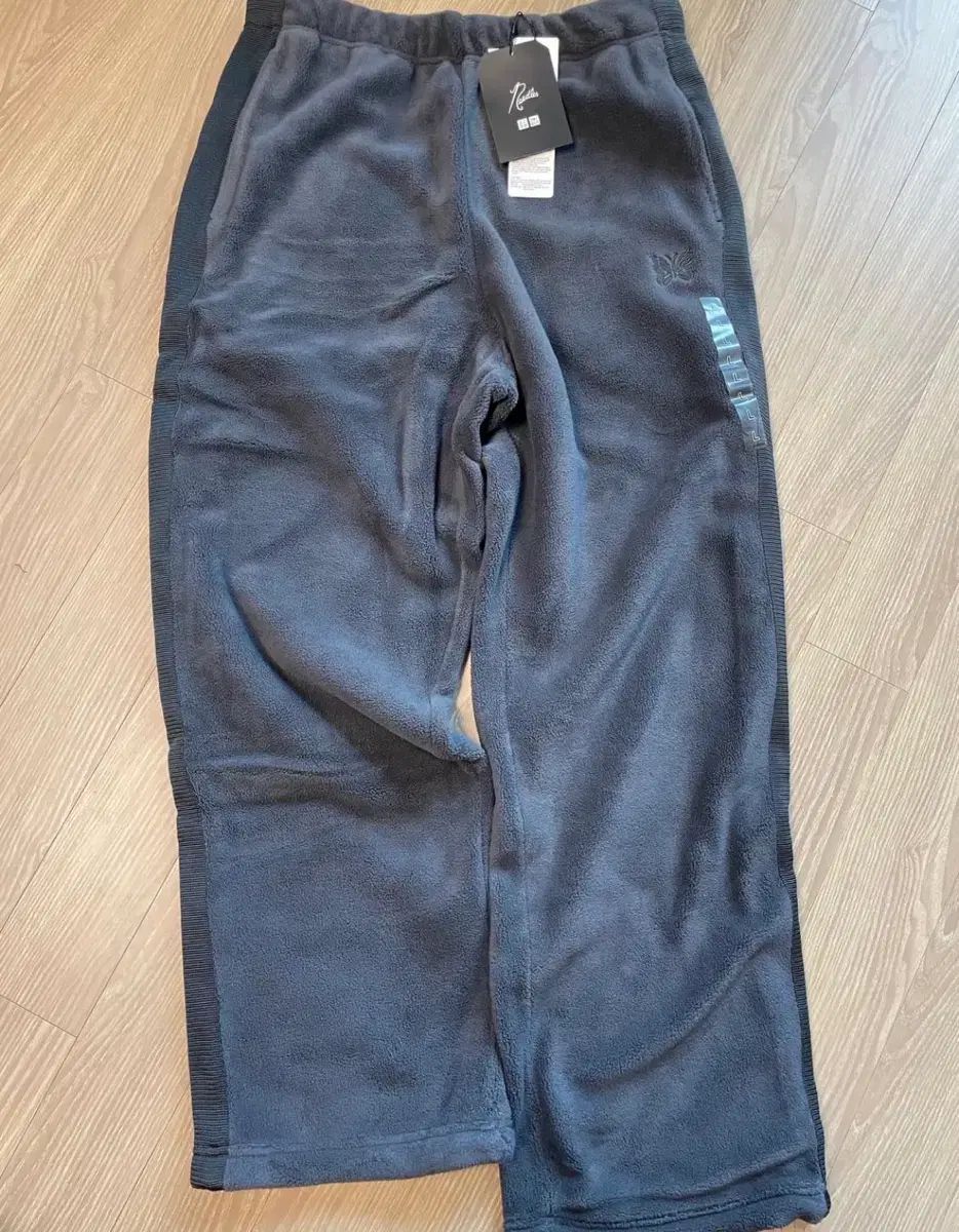 ユニクロ ニードルズ ユニニードルズ グレー パンツ L