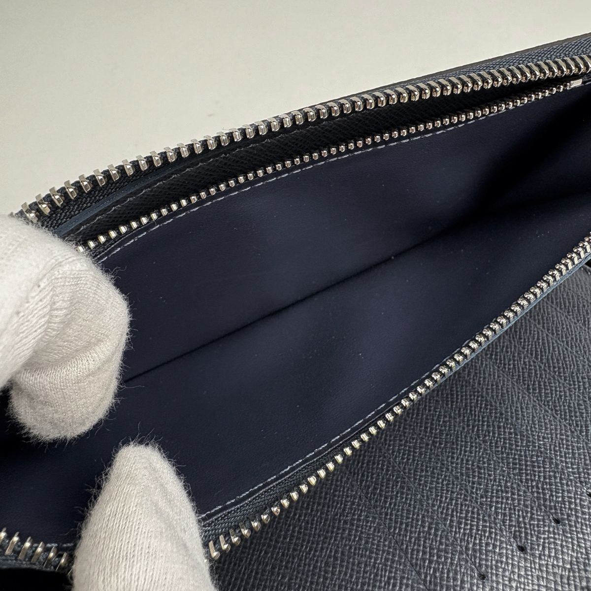 ルイ・ヴィトン Louis Vuitton ジッピーウォレット ヴェルティカル