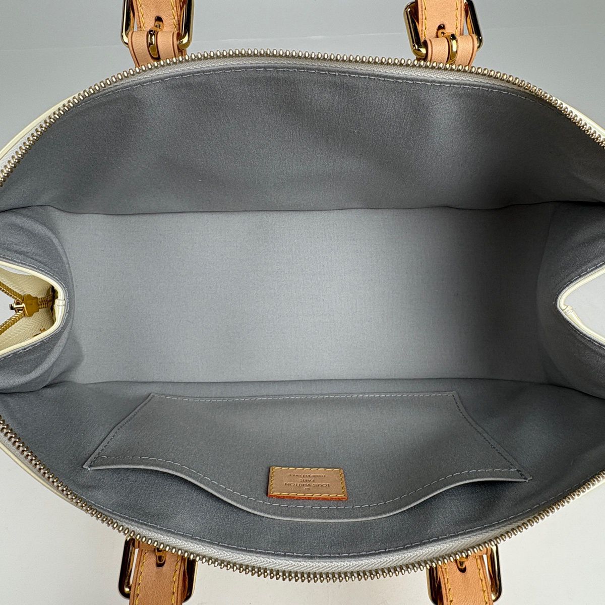 ルイ・ヴィトン Louis Vuitton ローズウッド アヴェニュー 