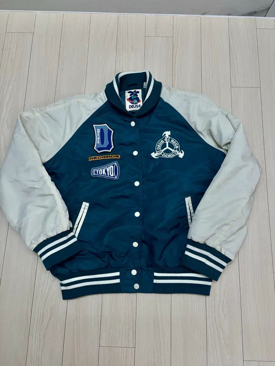 DEUS EX MACHINA デウスエクスマキナ スタジャン ブルゾン L - メルカリ