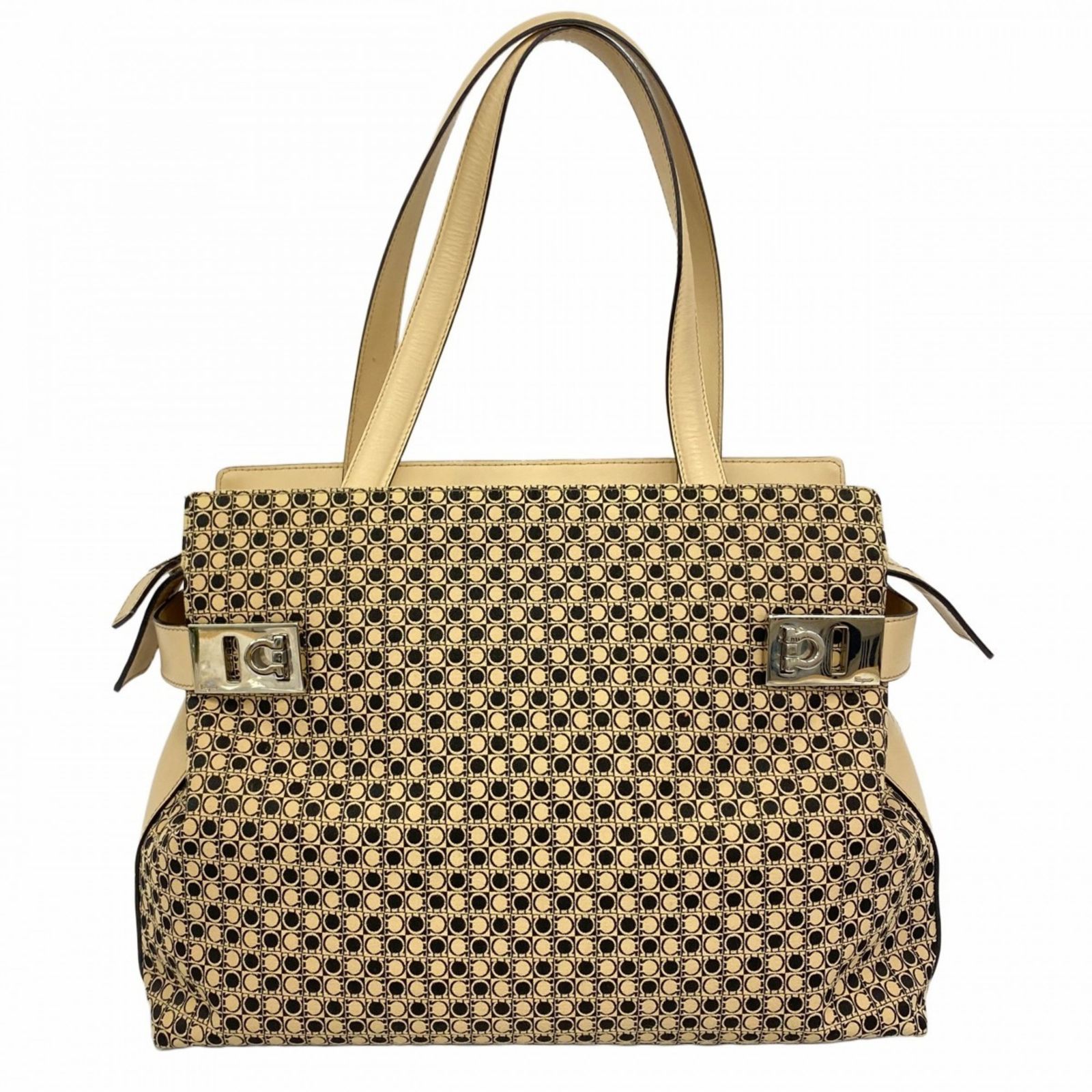 サルヴァトーレ・フェラガモ(Salvatore Ferragamo) サルヴァトーレ  