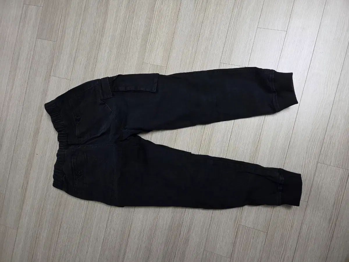 ナショナルジオグラフィック ジョガー スノーピーク 3着 合計金額です