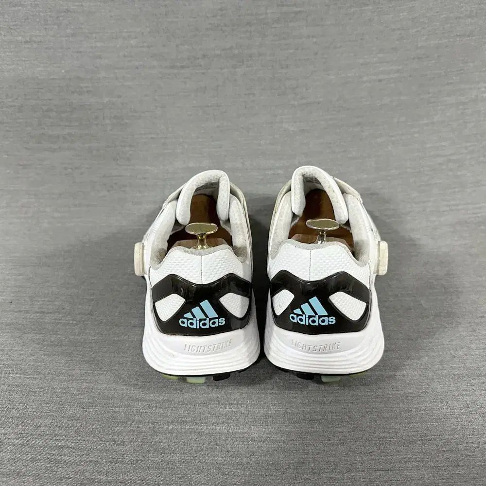 アディダス ボア ゴルフシューズ メンズ 275 mm s 1129