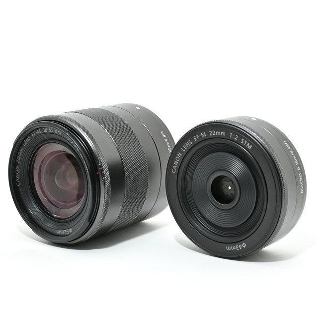 Canon EOS M ダブルレンズキット EF 18 55 mm前枠欠け レンズ内 小ゴミあり 22 mm＆ボディ 上 軽量ミラーレス入門に最適の高コスパセット