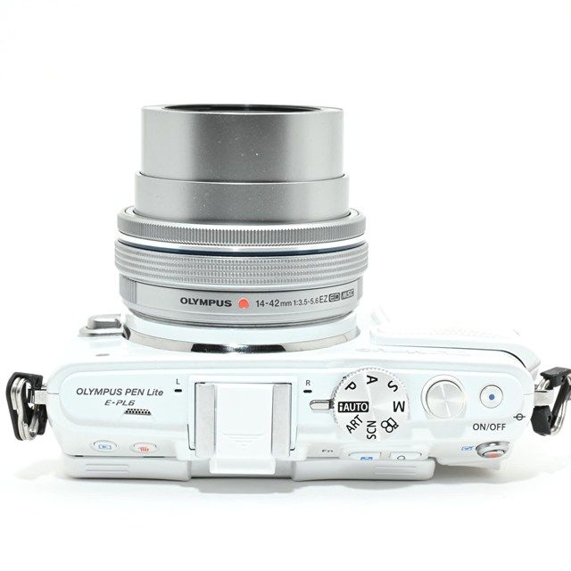 美品＞OLYMPUS PEN Lite E-PL6 EZレンズキット ホワイト｜シャッター数